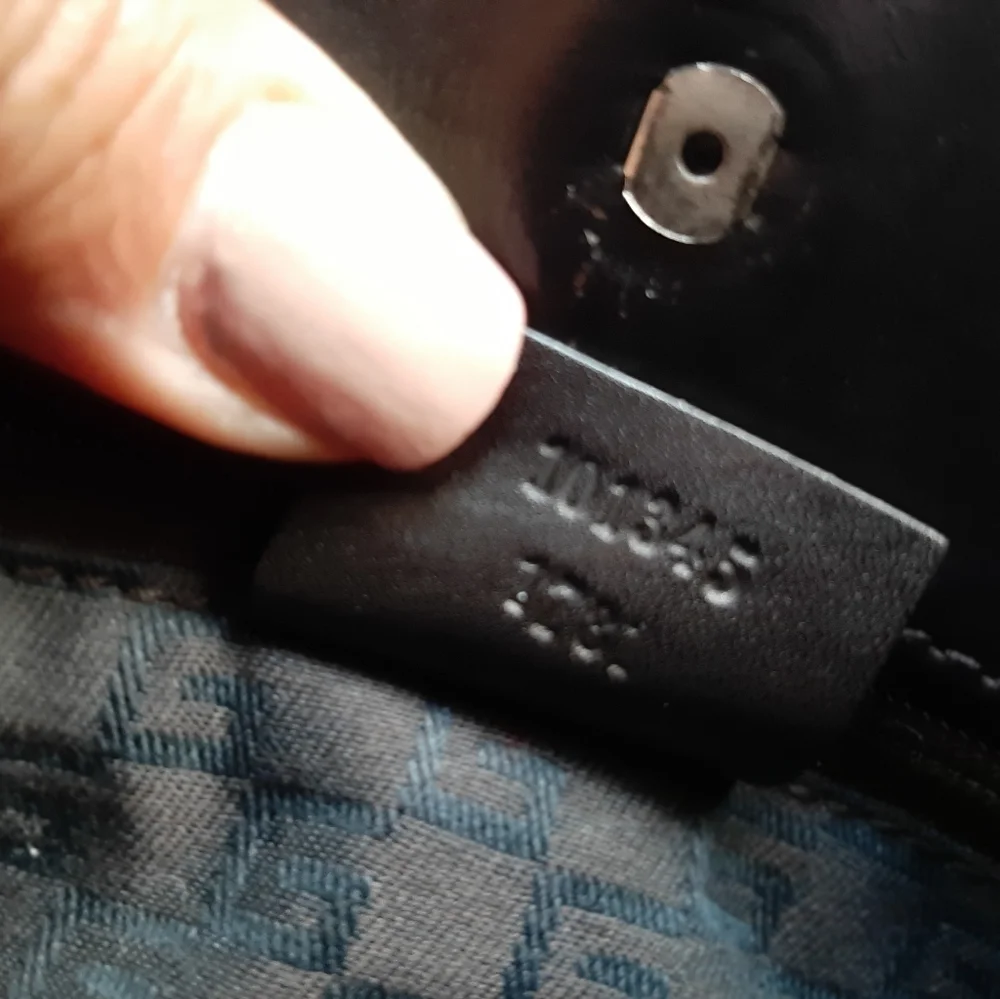 Gucci Vintage Shoulder Bag - Picture 8 of 12